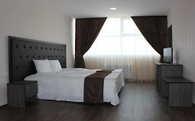 Family Hotel Silistra